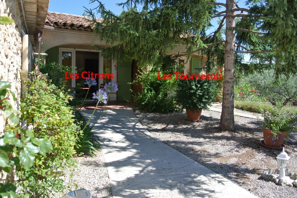 La Vieille Bastide Acomodação com café da manhã Flayosc Exterior foto